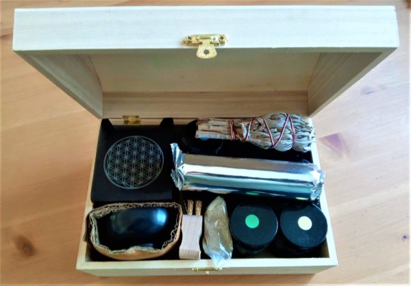 Incense Starter Set Premium box filled open